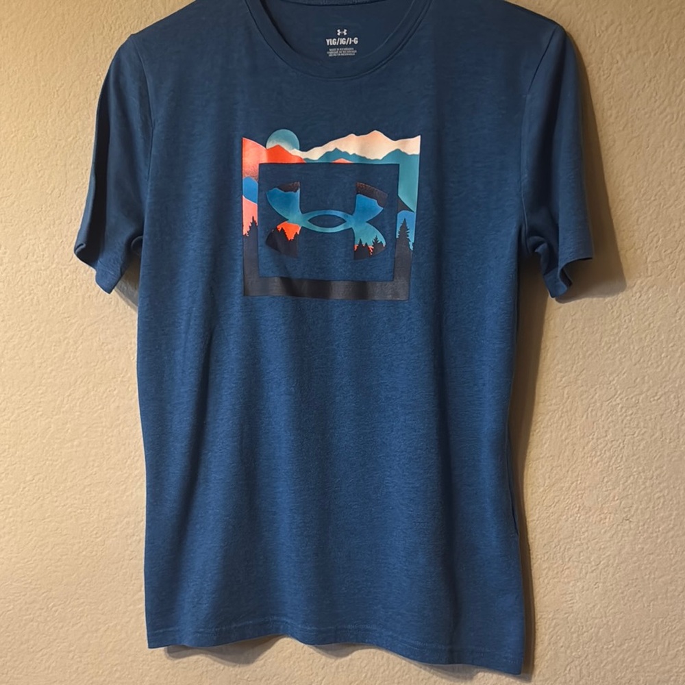 Under Armour Blue Short Sleeve Tees with Graphic Design